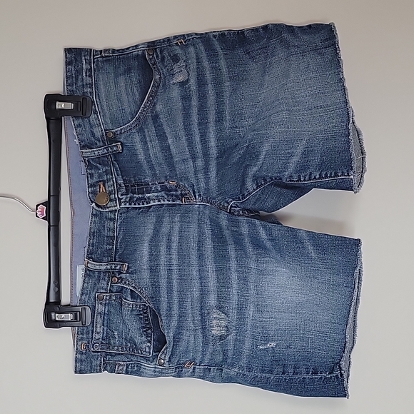 GAP Pants - 5/25 ❤️ Gap distressed jean shorts